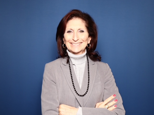 Photo of CUNY SPS Dean Dr. Lisa R. Braverman